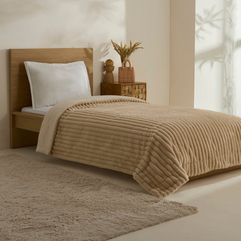 Karaca Rabbit Sherpa TV-Decke Beige