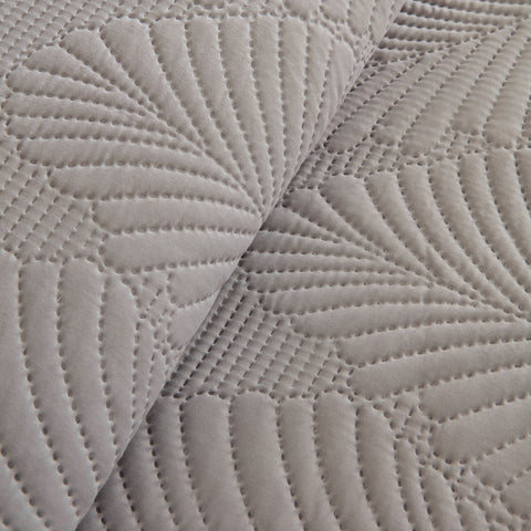 Leaf Yatak Örtüsü Seti Gri 230x240 Cm + 2 (50x70 Cm)