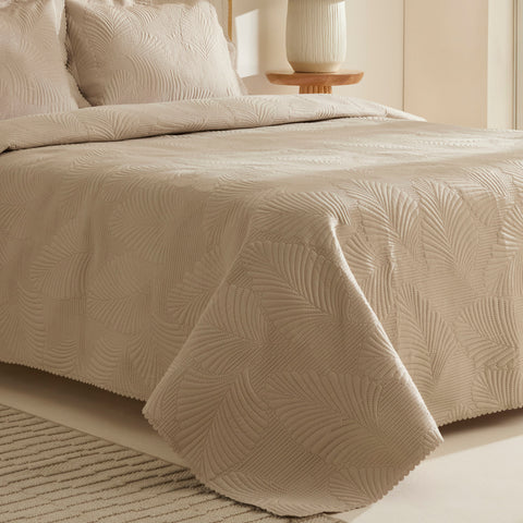 Leaf Bettüberwurf-Set Beige 230x240 Cm + 2 (50x70 Cm)