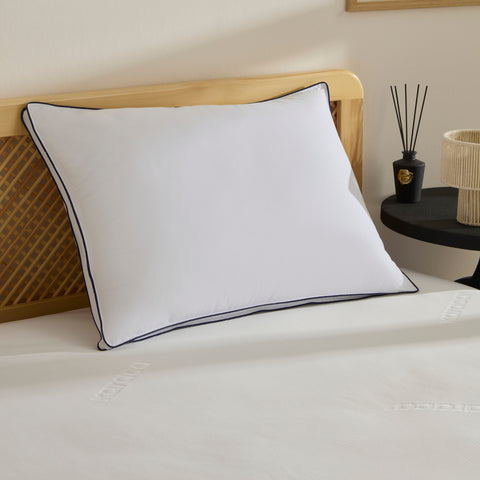 Karaca Dion Gusset Kissen, 50x70 cm, Weiß