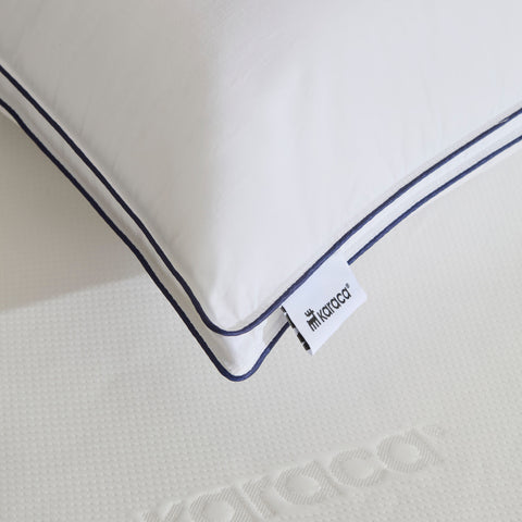 Karaca Dion Gusset Kissen, 50x70 cm, Weiß