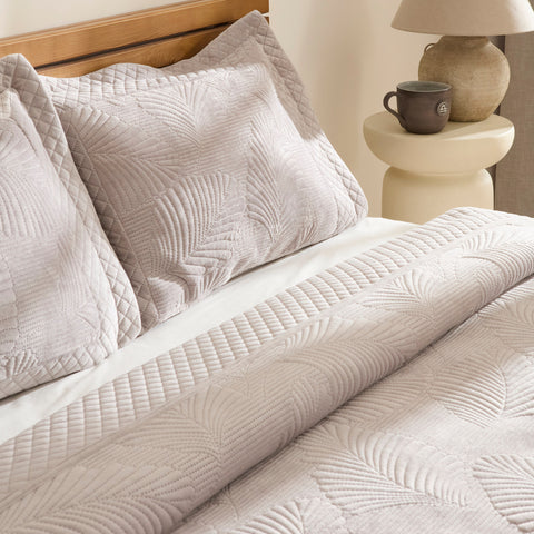 Karaca Lean Tagesdecken-Set, Doppelbett, Hellgrau