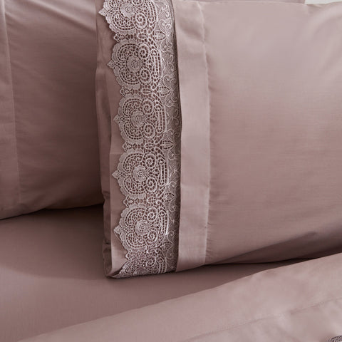 Karaca Home Valeria Queen 8-teiliges Geschenkset für Paare Altrosa
