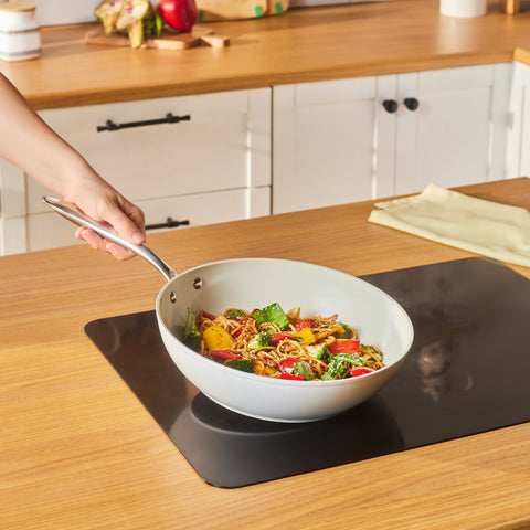 Karaca Swiss Crystal Almond Cream Wok Pan with Handle 28 cm
