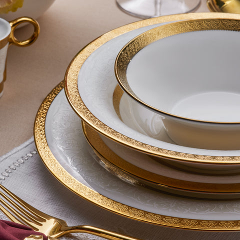 Karaca Royal Bone China Victoria 55-teiliges Tafelservice für 12 Personen, Gold