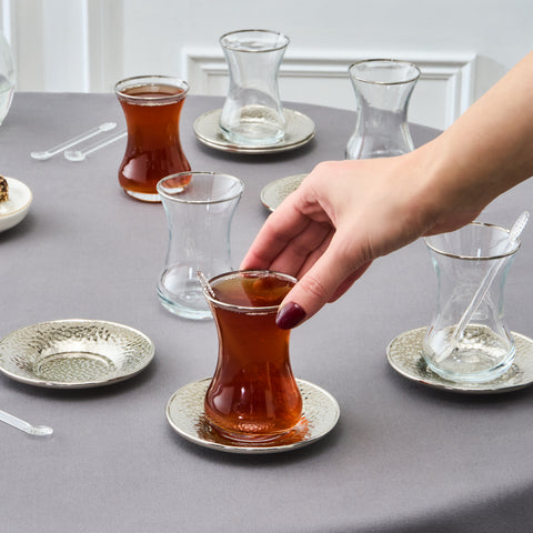 Karaca Ada Platin 6 Kişilik 18 Parça Çay Seti

