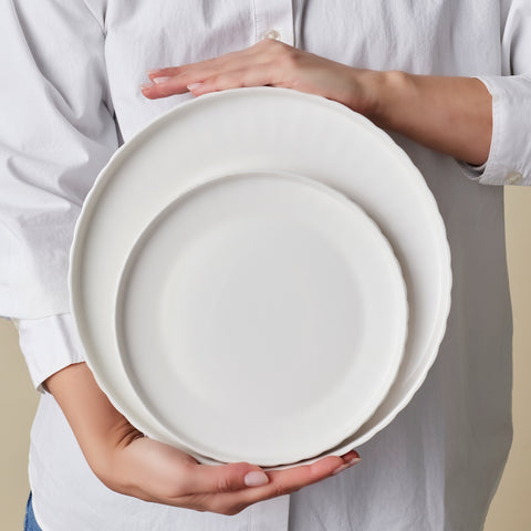 Karaca Stream Bone China Pumpkin 24-teiliges Tafelservice für 6 Personen, Weiß