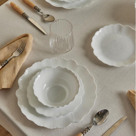 Karaca White Flower Opal Glas Tafelservice 18-teilig für 6 Personen